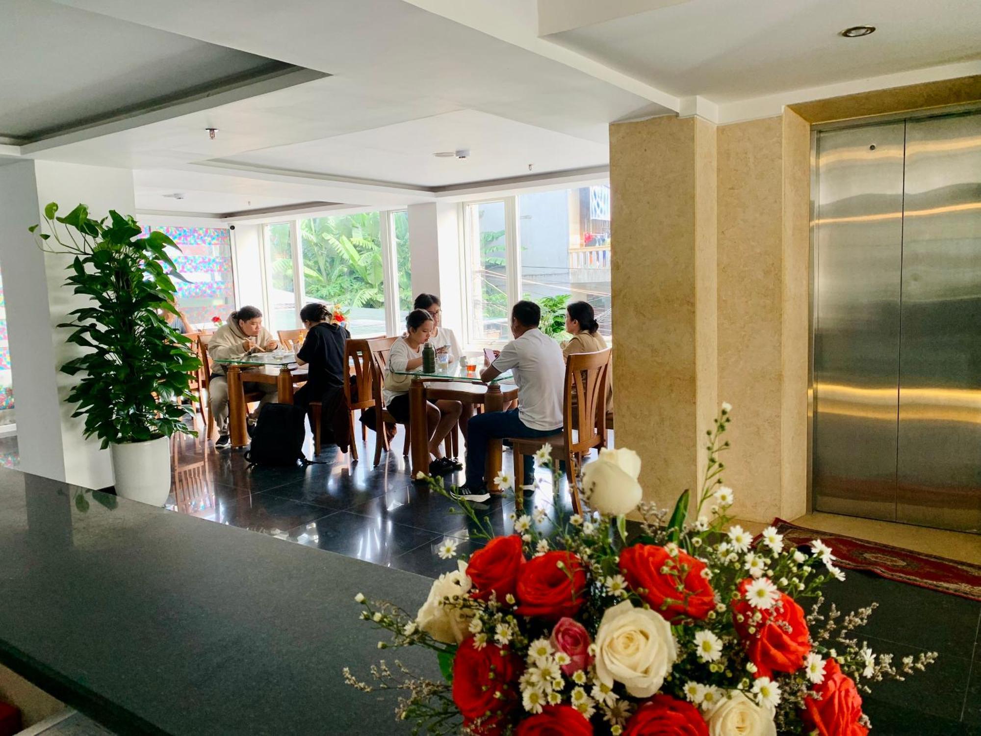 Vina Spa Hotel Hue Exterior foto
